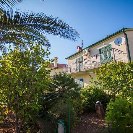 Villa Vosilla Apartments Cres Buitenkant foto