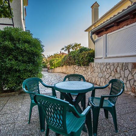 Villa Vosilla Apartments Cres Buitenkant foto