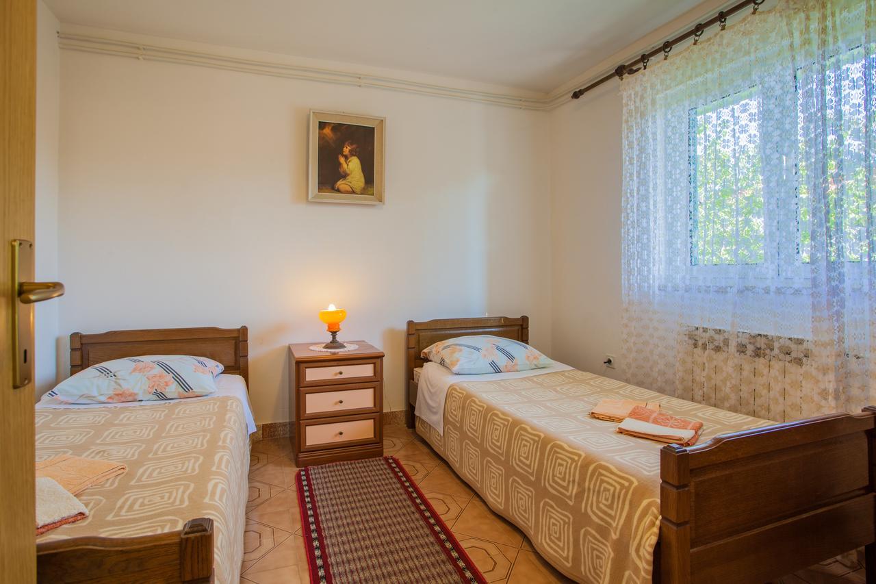 Villa Vosilla Apartments Cres Buitenkant foto